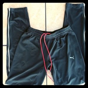 Puma Track Pants / Joggers sz Small Black
